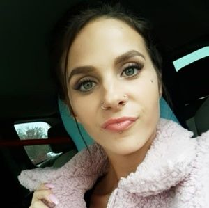 Meet your Posher, Tasha